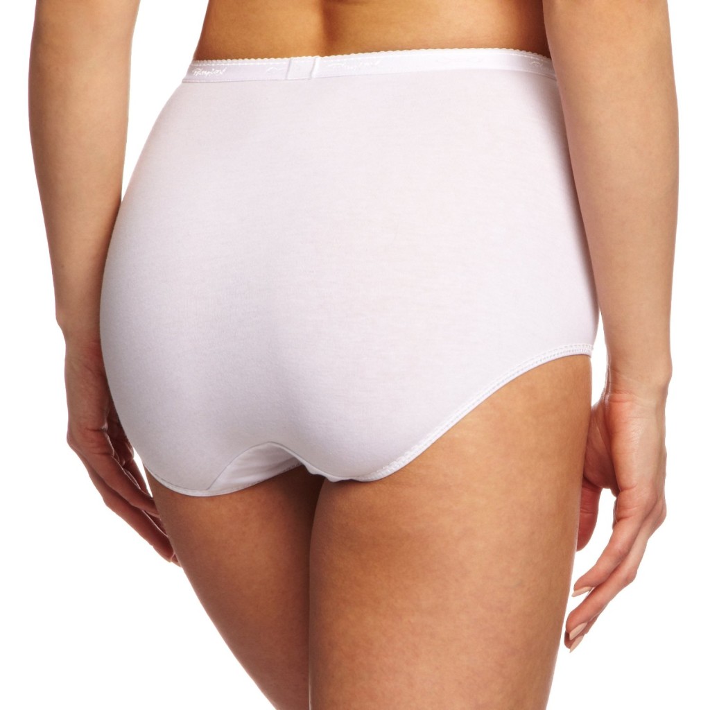 Dacă nu poţi renunţa la lenjeria intimă nici măcar noaptea, alege-ţi una mai largă, confecţionată din bumbac.