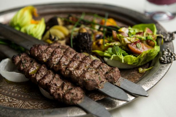 Ciupercile Morel, vita Wagyu şi oţetul balsamic vechi de 25 de ani sunt ingredientele scumpe ale celui mai autentic kebab din lume.