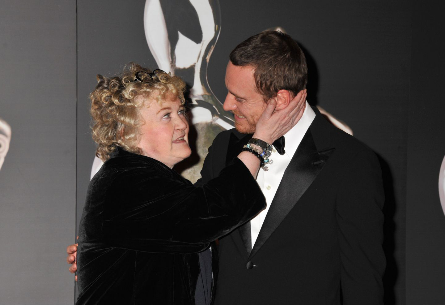 Brenda Fricker, doamnca cu porumbei, are 71 de ani.