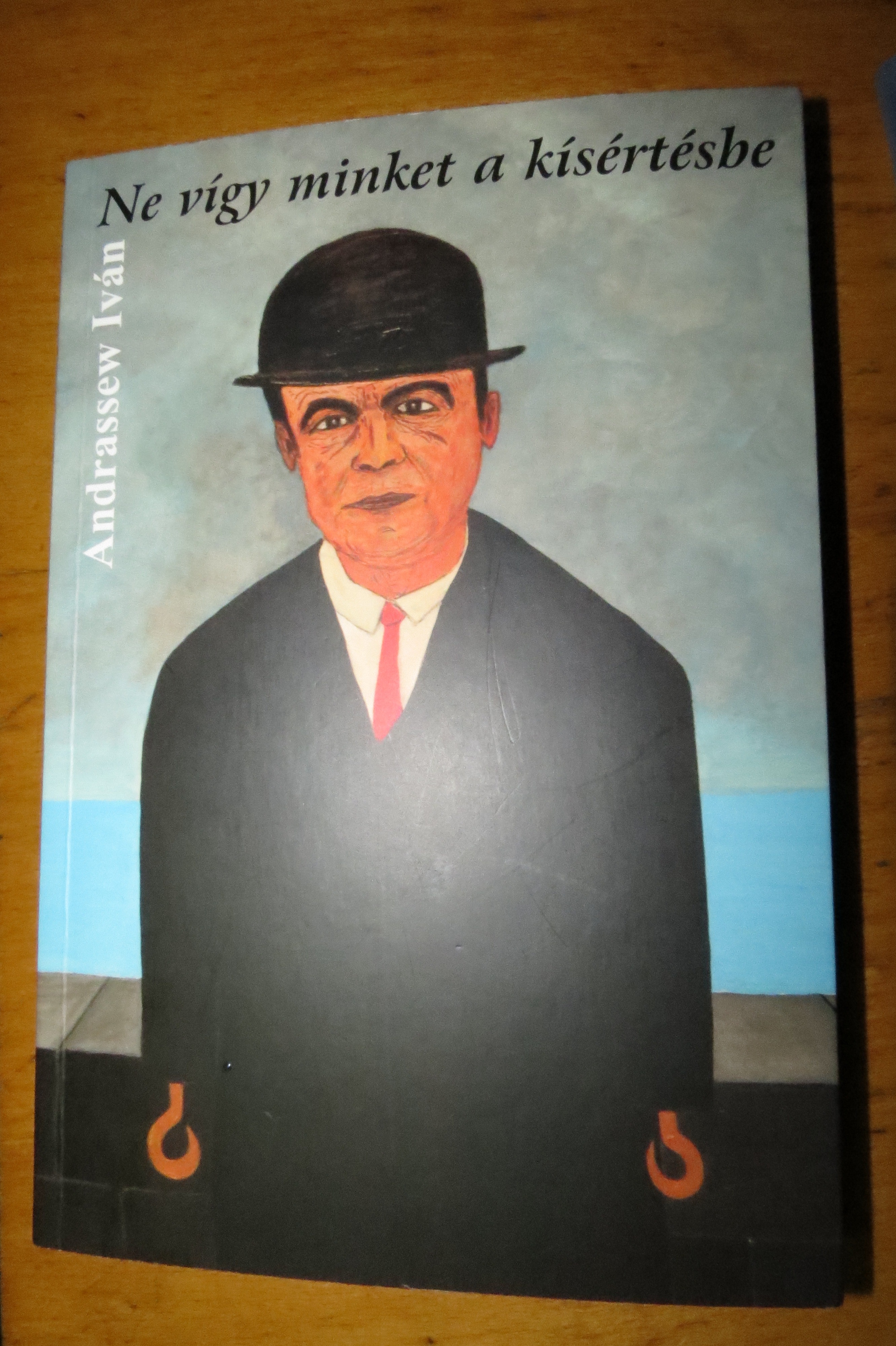 Fosta sotie a lui Laszlo Tokes povesteste ce a patimit alaturi de el, intr-o carte publicata la Budapesta!