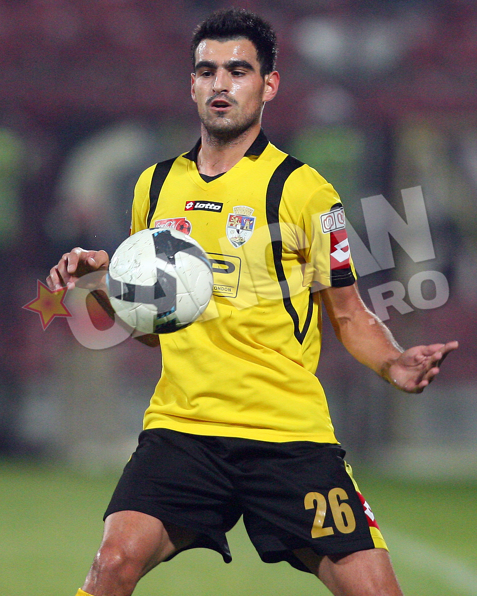 Fotbalistul este implicat intr-un scandal urat cu mama sa