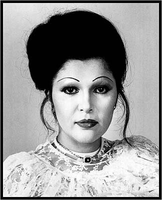 Cantareata, la numai cativa ani dupa debut, pe cand se indragostise iremediabil de jazz. Facebook.com