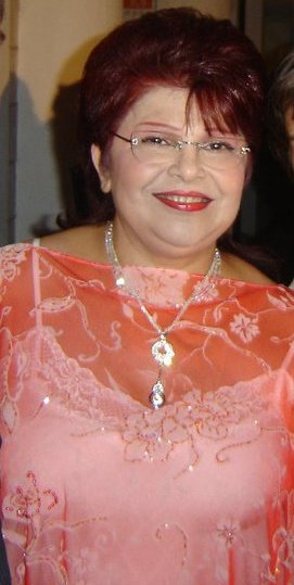 Aura Urziceanu locuieste de peste 30 de ani departe de Romania, in America. Facebook.com