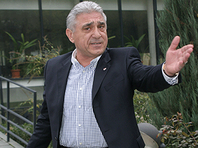 Giovani a anuntat inca de la inceputul anului ca il doreste pe Cristi Chivu la conducerea firmei de impresariat