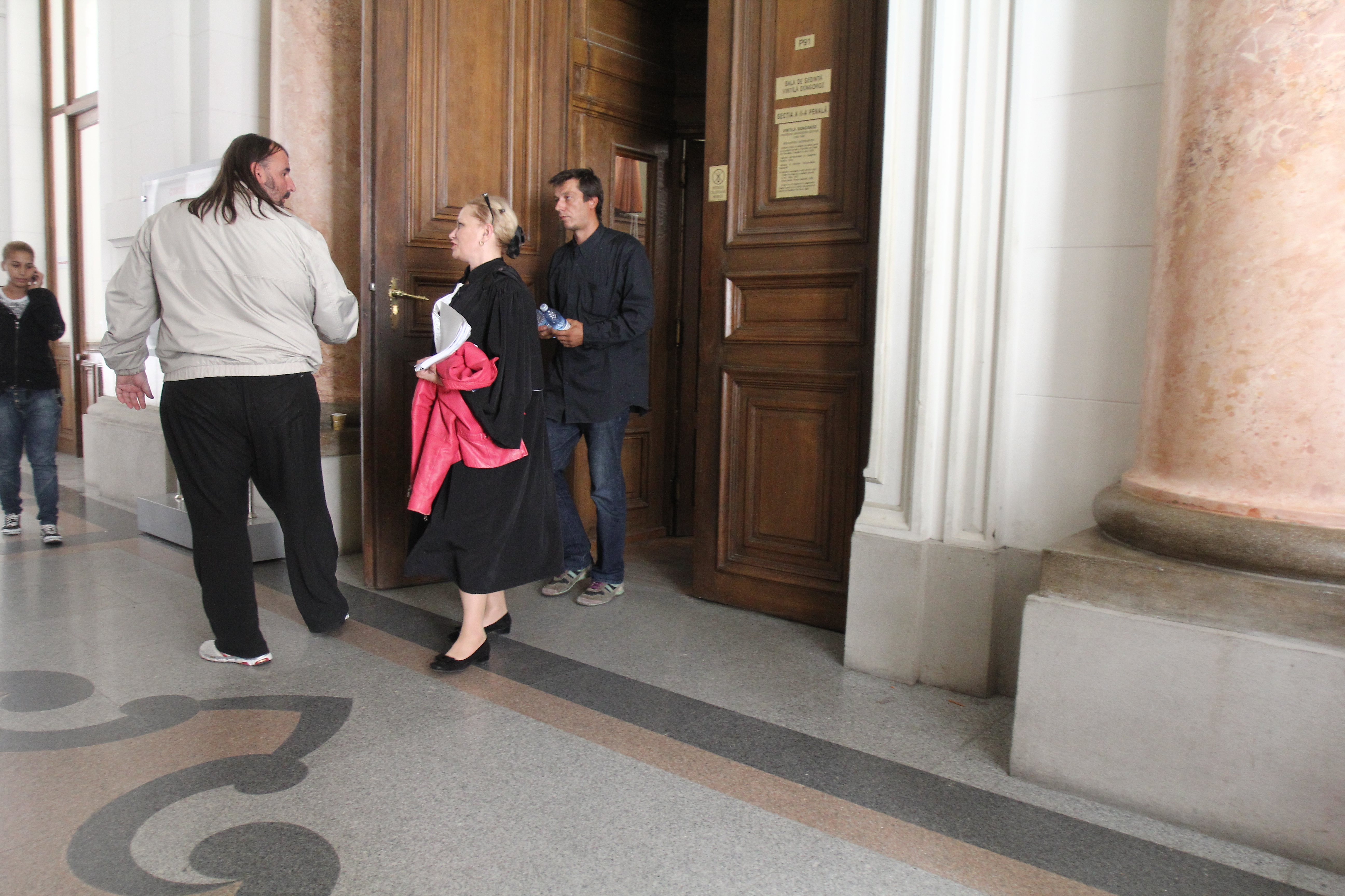 Gabriel Velescu si Aurelian Paven sunt recunoscatori avocatului care i-a scapat de puscarie