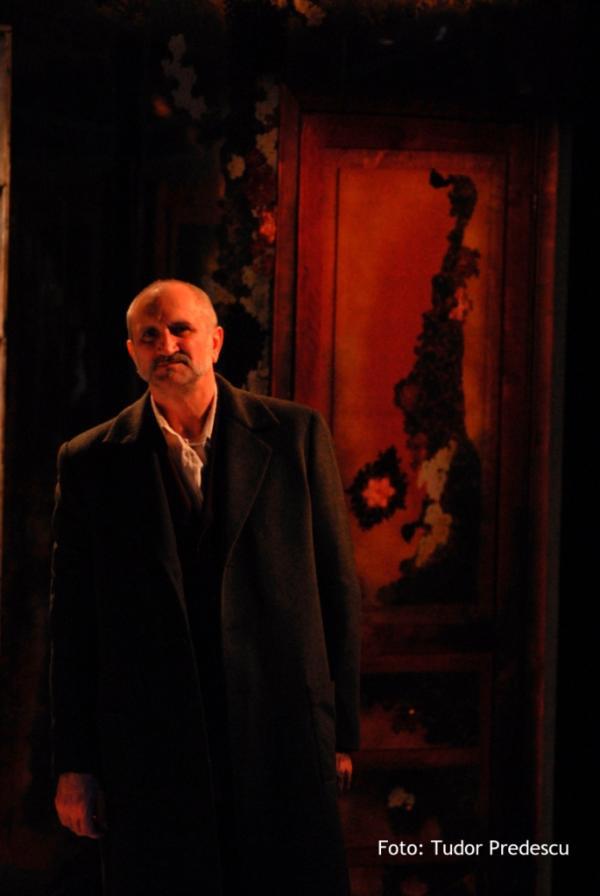 Una dintre fotografiile preferate ale lui Carol cu tatal sau