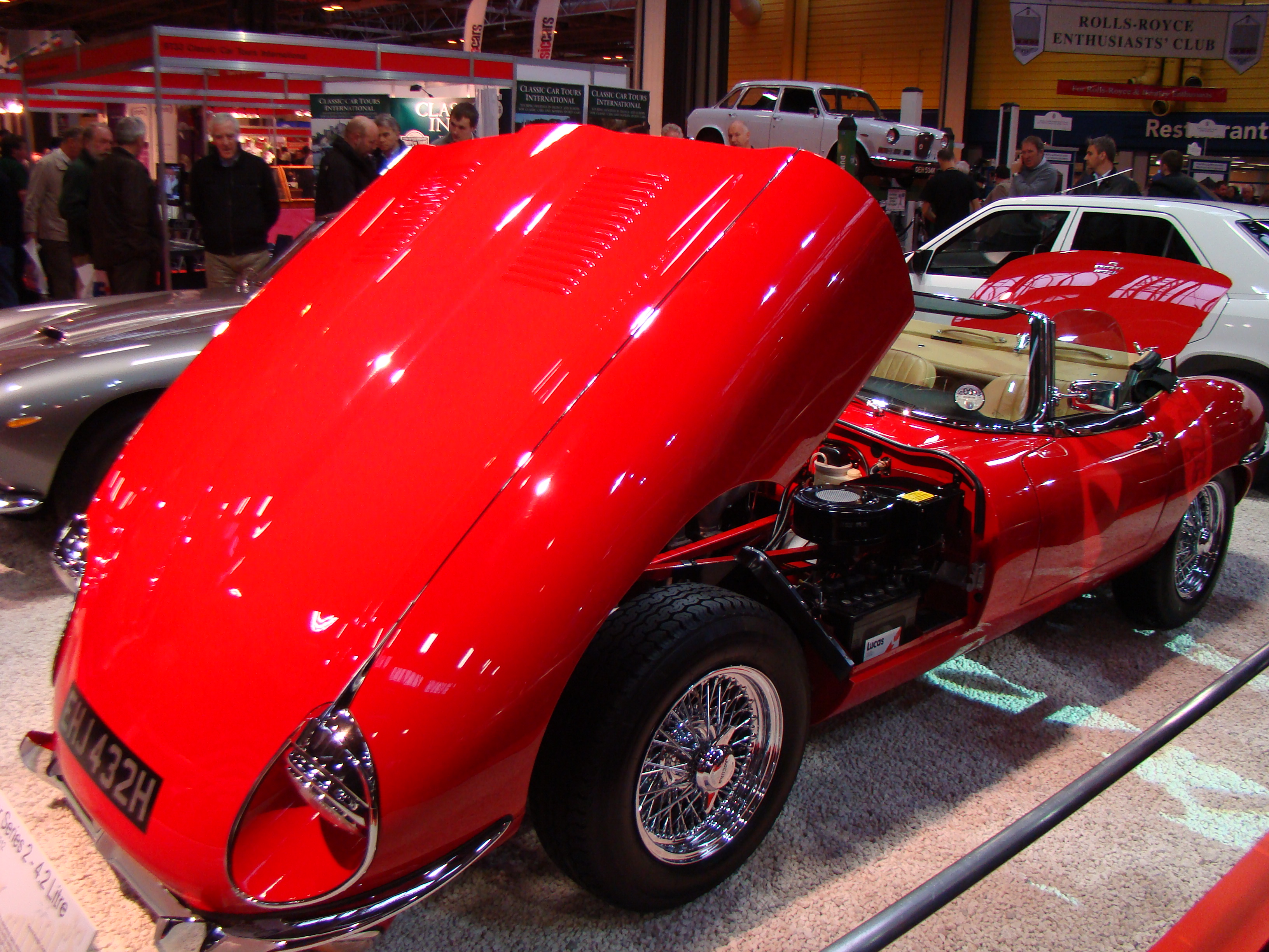 La expozitie au fost admirate masini de colectie