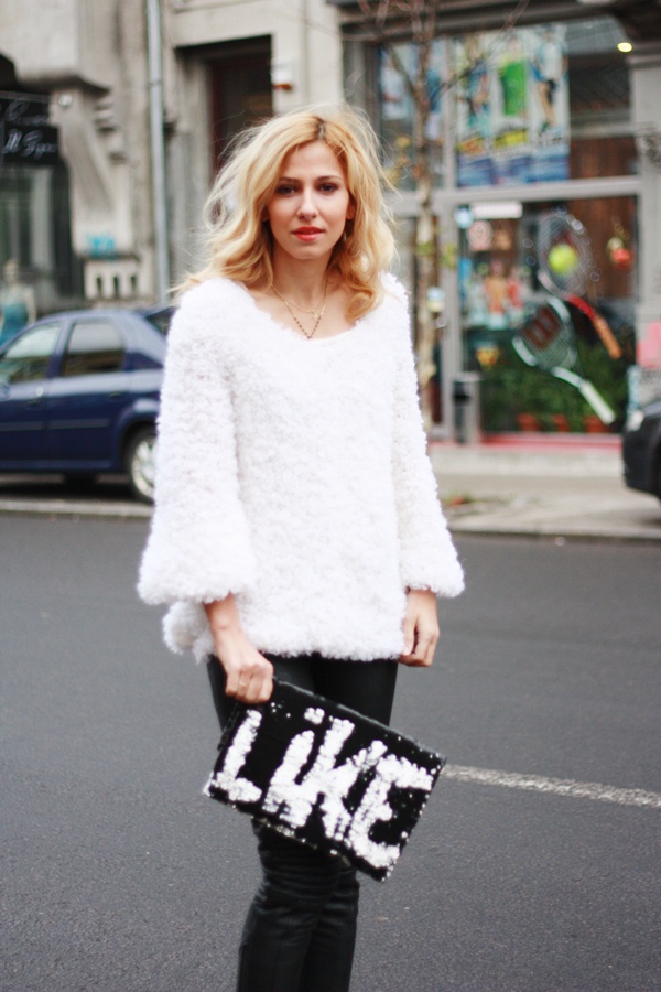 Dana Rogoz, o fashionistă adevărată! Uite ce stil a adoptat şi recomandă pentru ziua de astăzi!