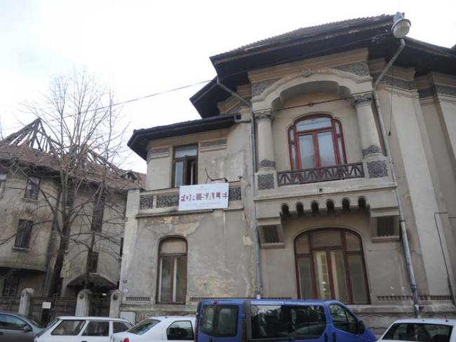 Divele Bucurestiului de altadata traiau pe picior mare chiar in cele mai luxoase conace din centrul Micului Paris