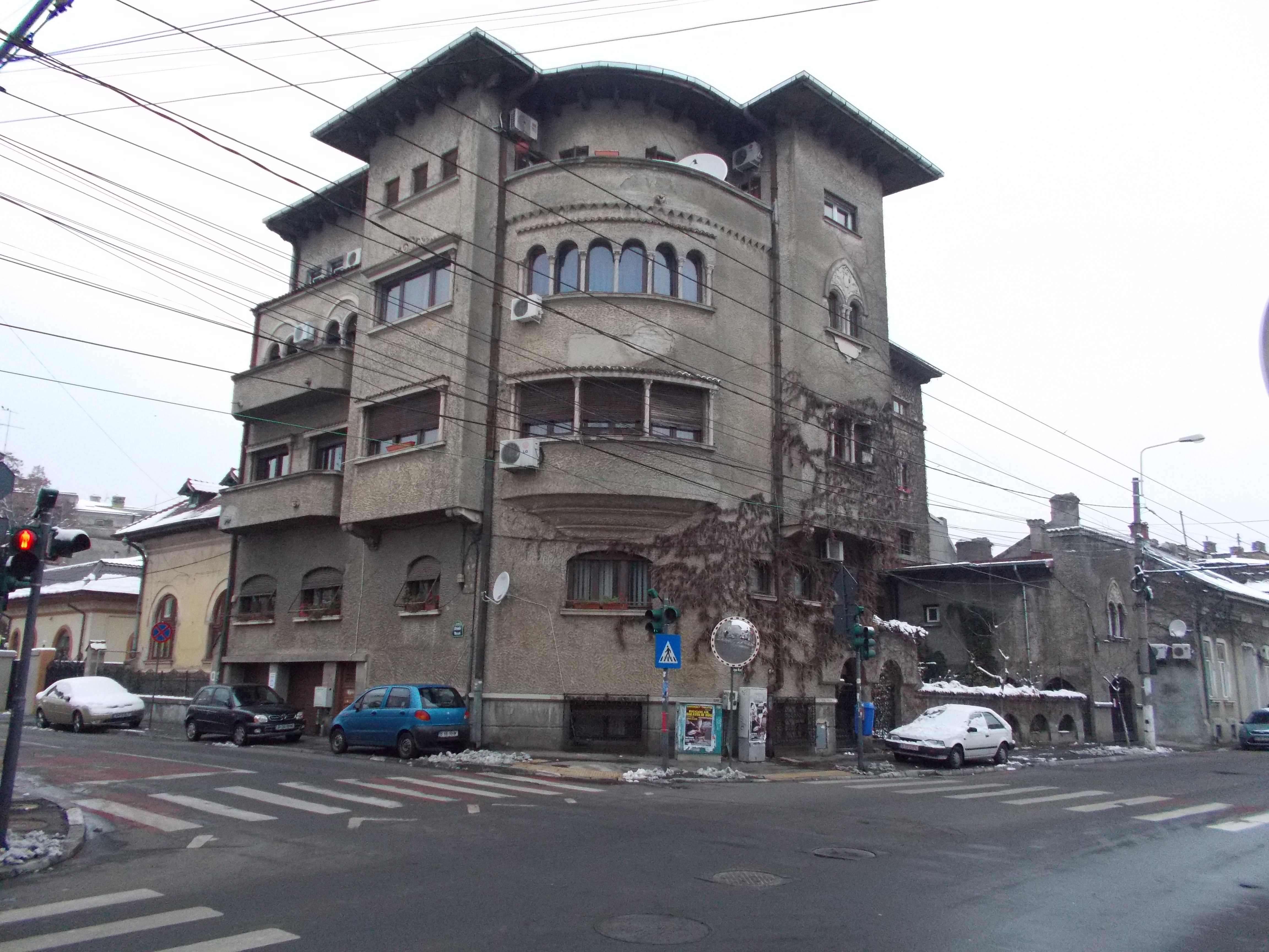 Divele Bucurestiului de altadata traiau pe picior mare chiar in cele mai luxoase conace din centrul Micului Paris