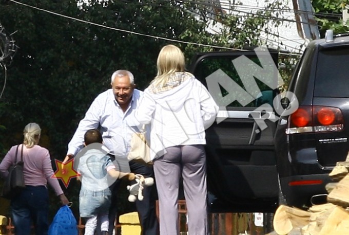 Stefan Tache si Sanda Ladosi