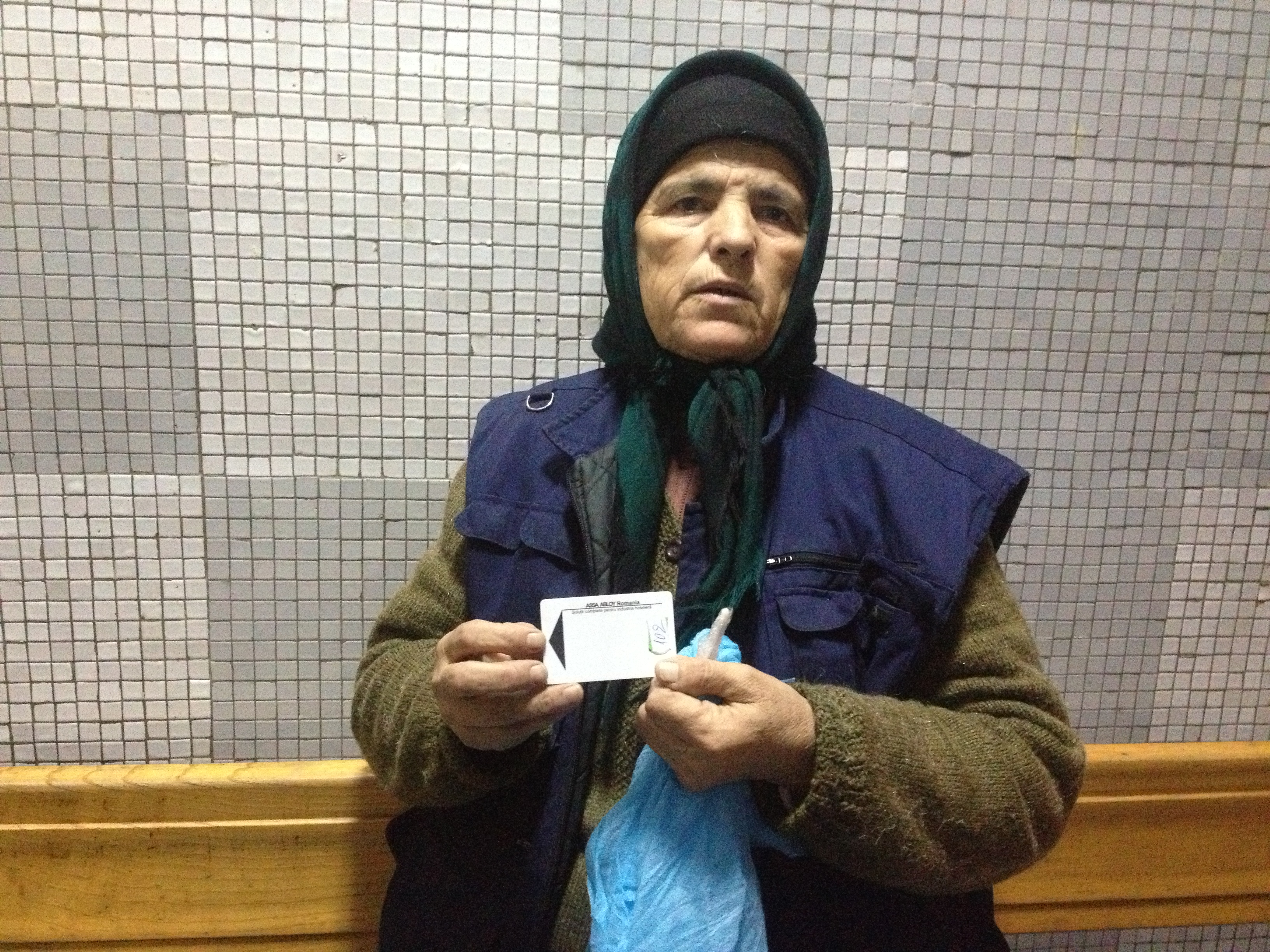 Mama eroina a inlacrimat o tara! Nici asistentele nu vor sa primeasca cadouri de la ea dupa ce i-au aflat povestea