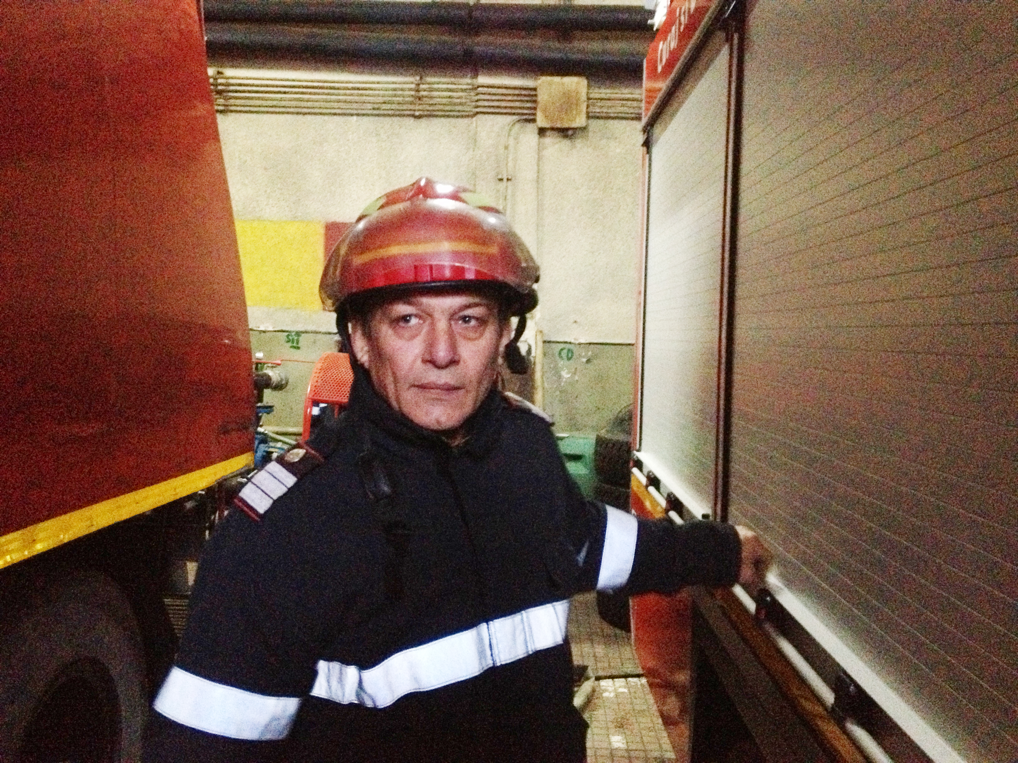 Povestea lui Mitica, eroul care s-a luptat de mii de ori cu focul. A salvat sute de vieti si n-a regretat nicio decizie