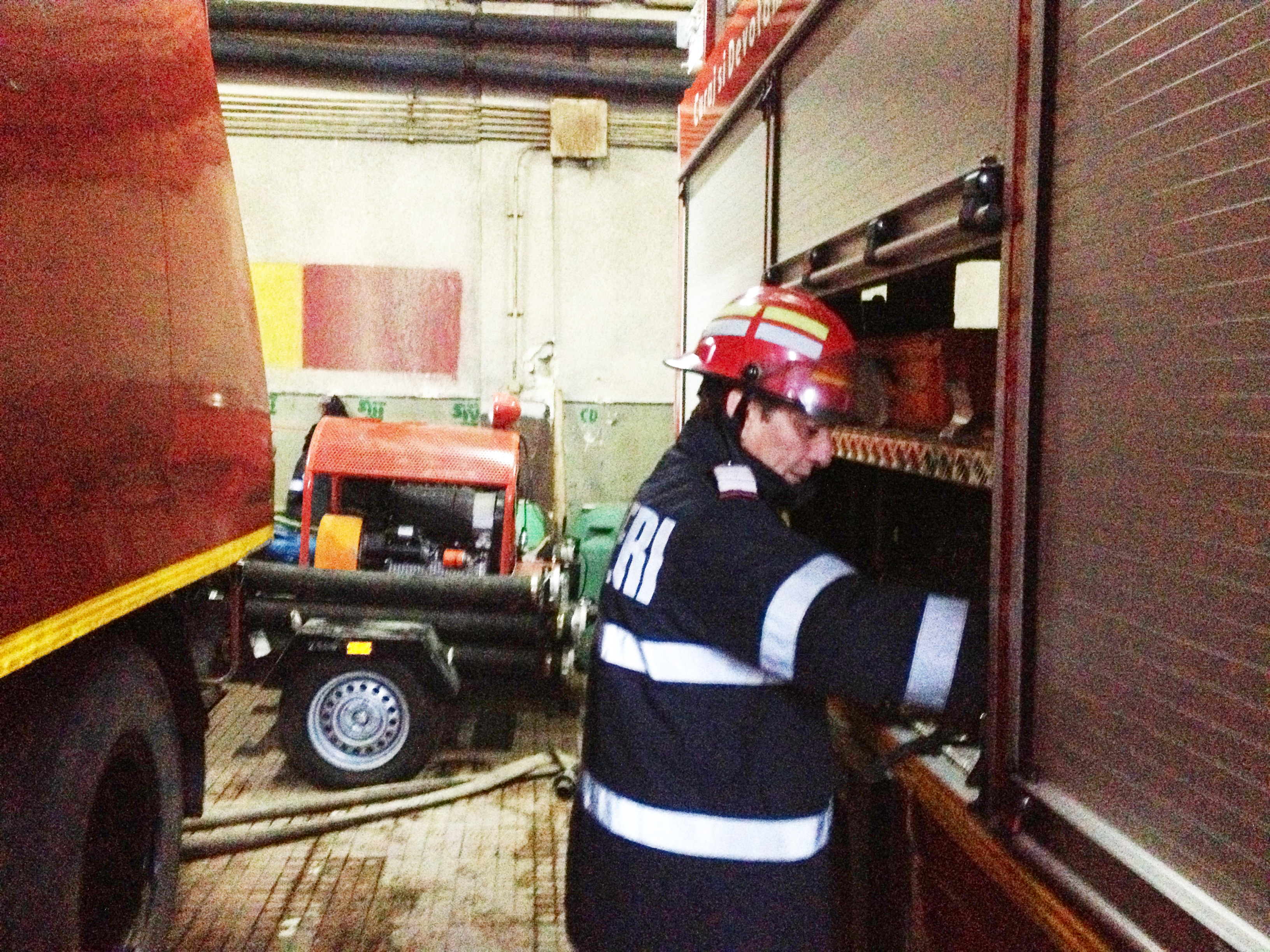 Povestea lui Mitica, eroul care s-a luptat de mii de ori cu focul. A salvat sute de vieti si n-a regretat nicio decizie