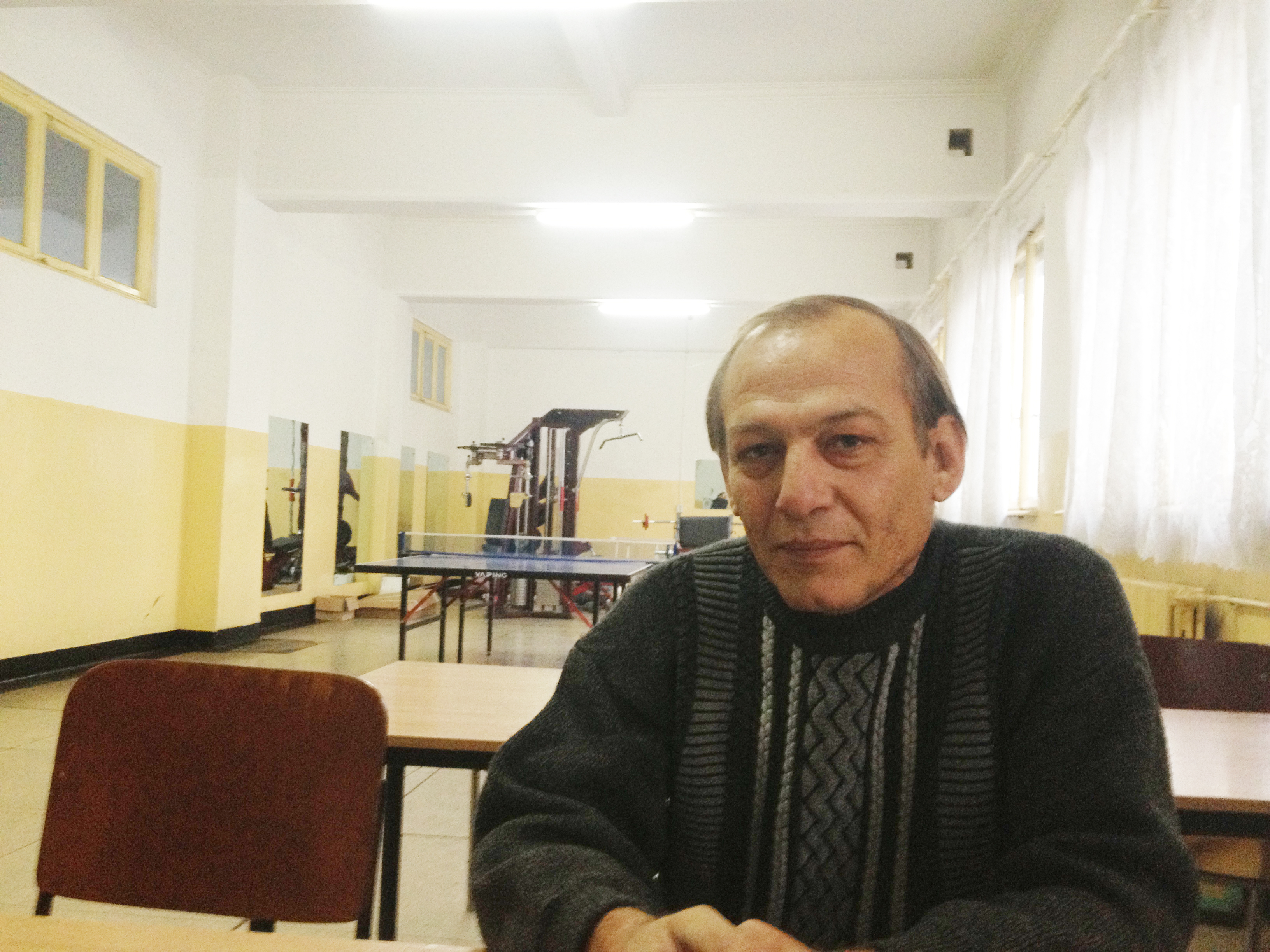 Povestea lui Mitica, eroul care s-a luptat de mii de ori cu focul. A salvat sute de vieti si n-a regretat nicio decizie