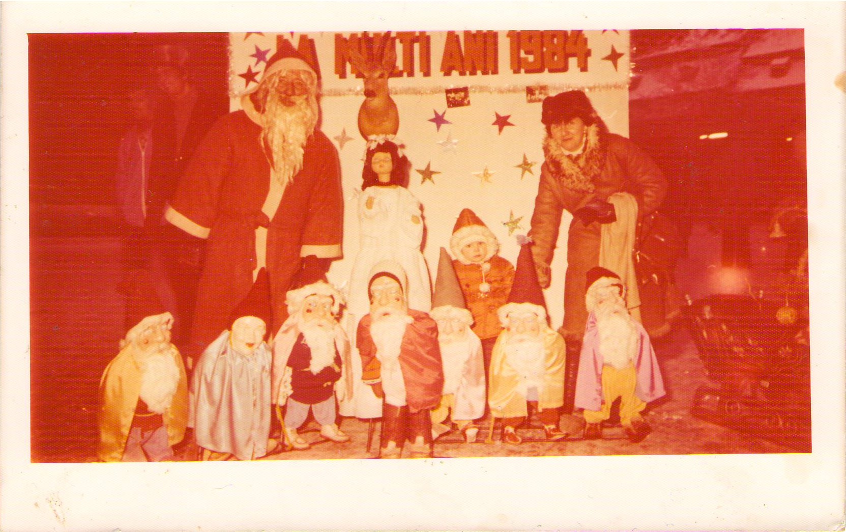 Anul nou, Mos Gerila, Alba ca zapada si cei 7 pitici