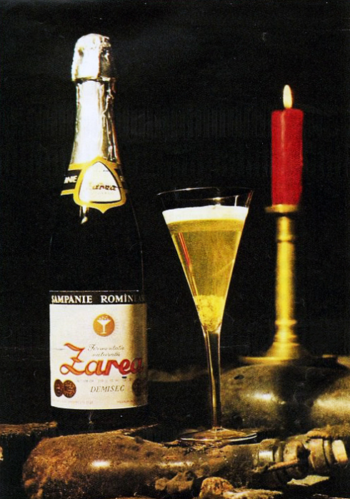 Sampania Zarea era nelipsita de pe masa de Revelion!