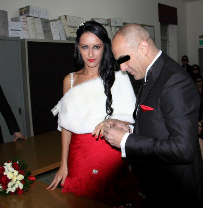 Claudia s-a casatorit in Italia