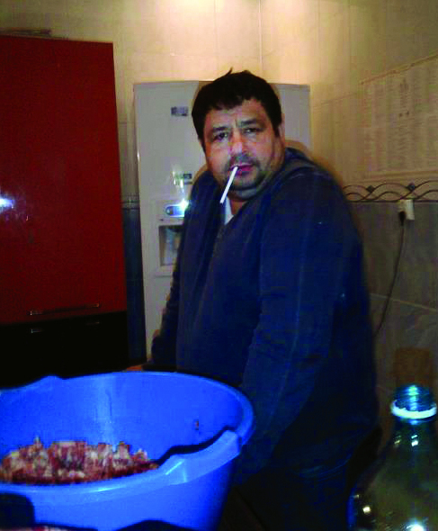 Danut Spoitoru s-a fotografita in bucatarie