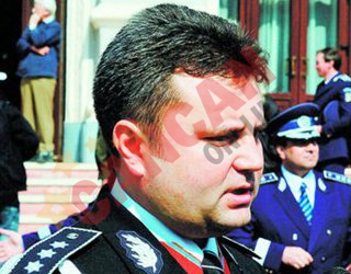Seful Politiei Neamt a fost demis la scurt timp dupa asasinarea l;ui Gheorghe Mararu, dupa ce s-au aflat legaturile lui cu interlopii