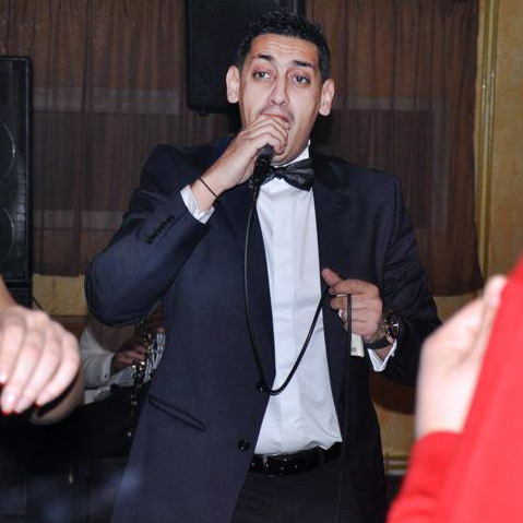 Piti Talent este acuzat de patronul unul club din Italia ca a luat banii insa nu a mai venit sa cante