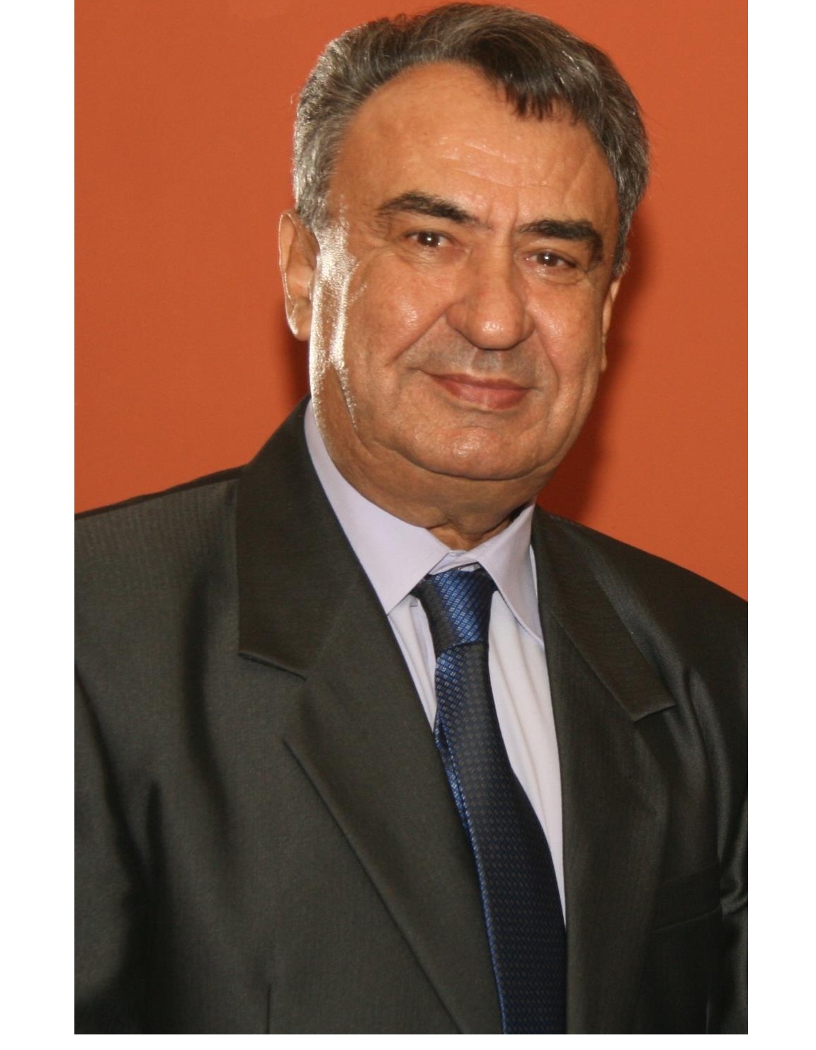 Gheorghe Rosoga a scapat nevatamat, dar sotia sa si-a luxat mana