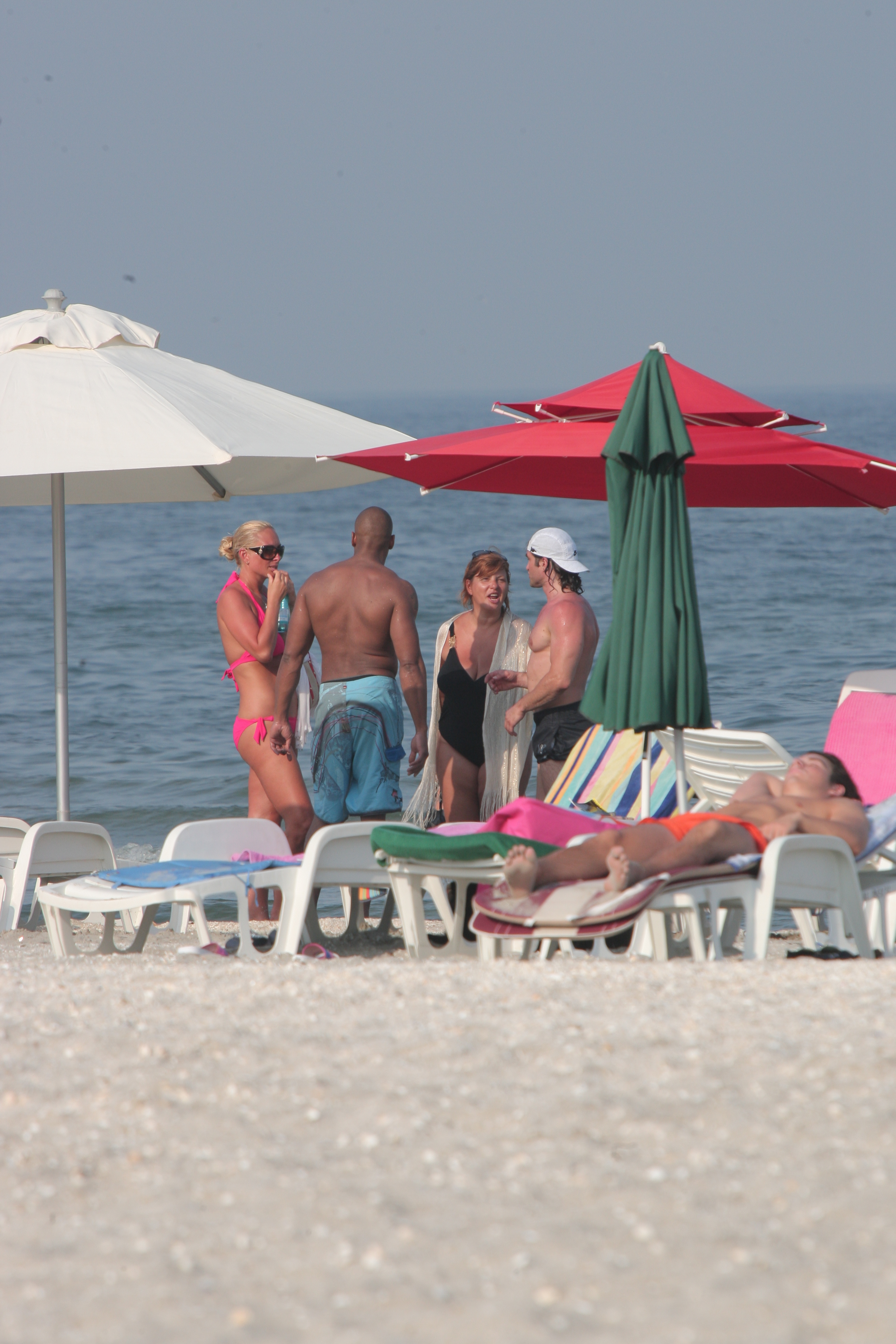 2010 - Vica, intr-o forma de zile mari, la plaja