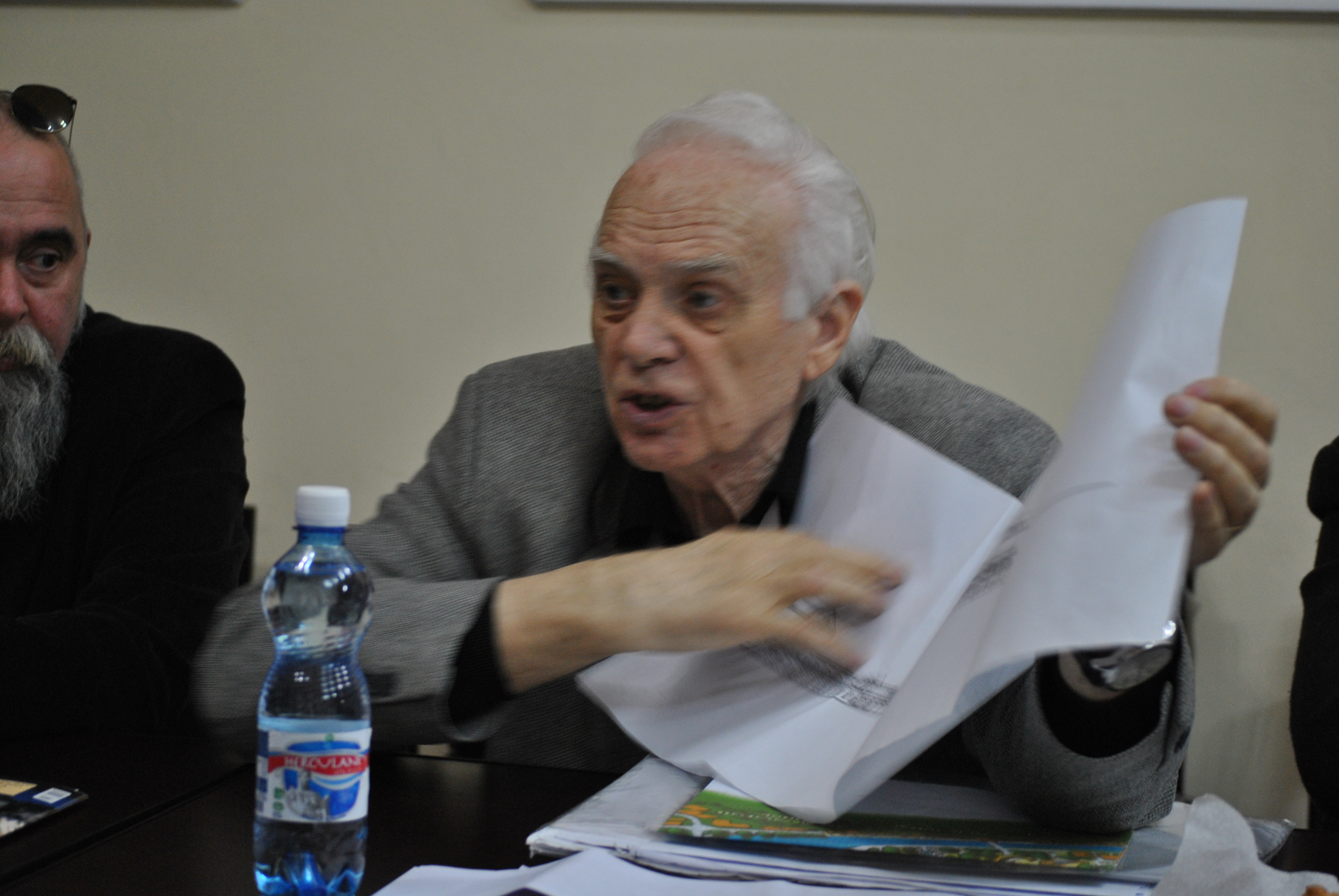 Valeriu Verbitchi detine Cazinoul si mai multe hoteluri si imobile in centrul statiunii Baile Herculane