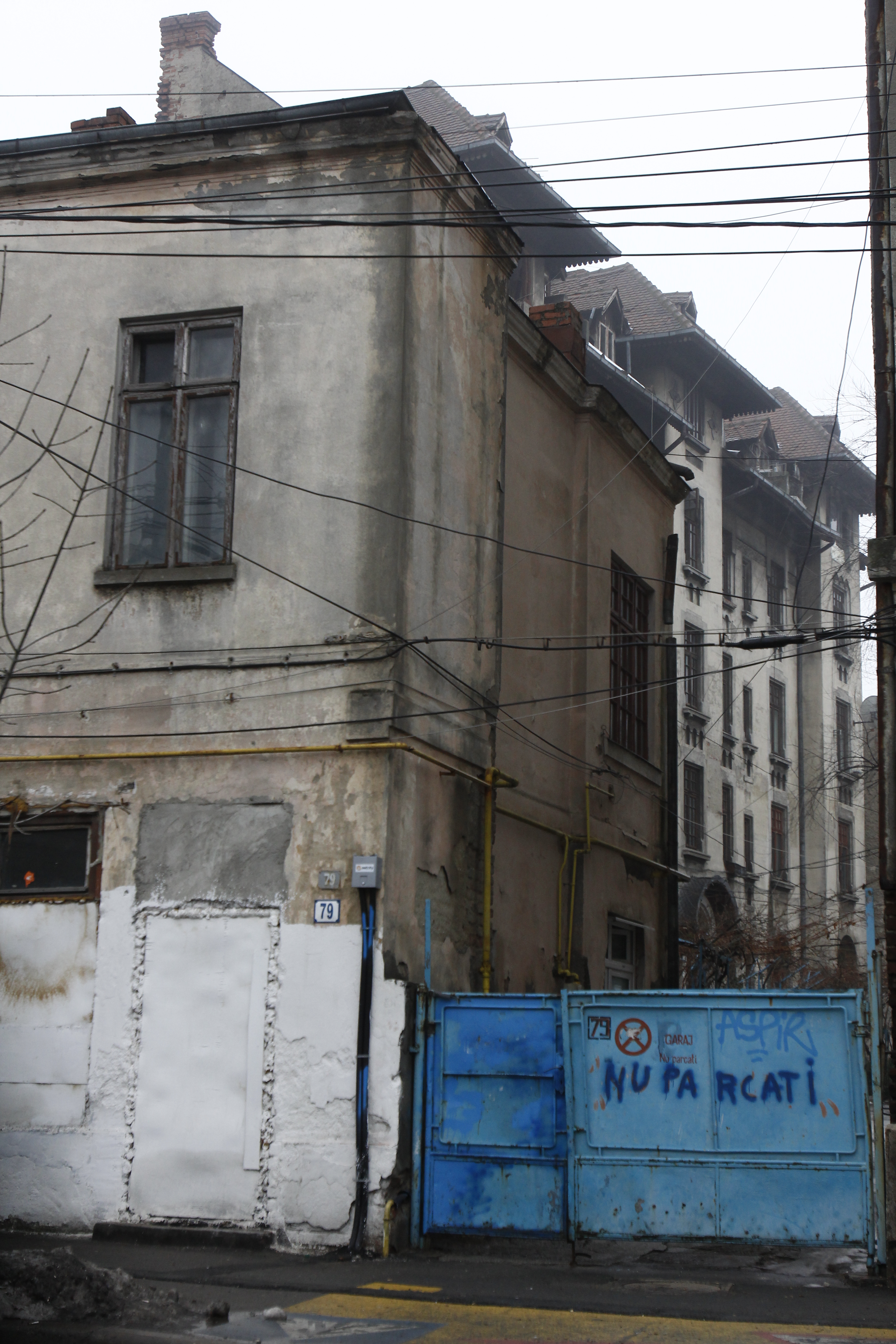 Tragedia a avut loc intr-un apartament inchiriat din Calea Grivita