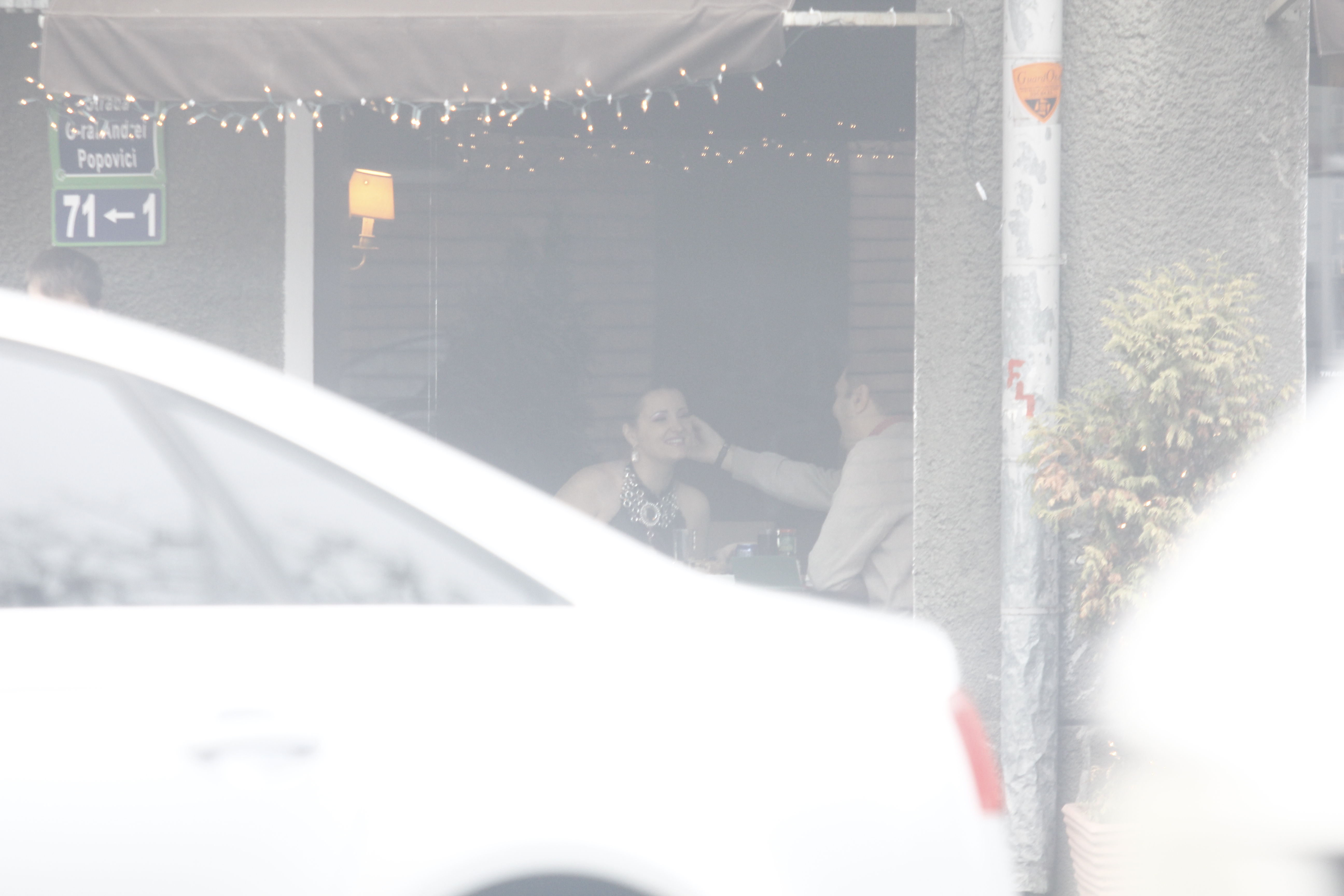 Silvana si Constantin s-au atins incotinuu