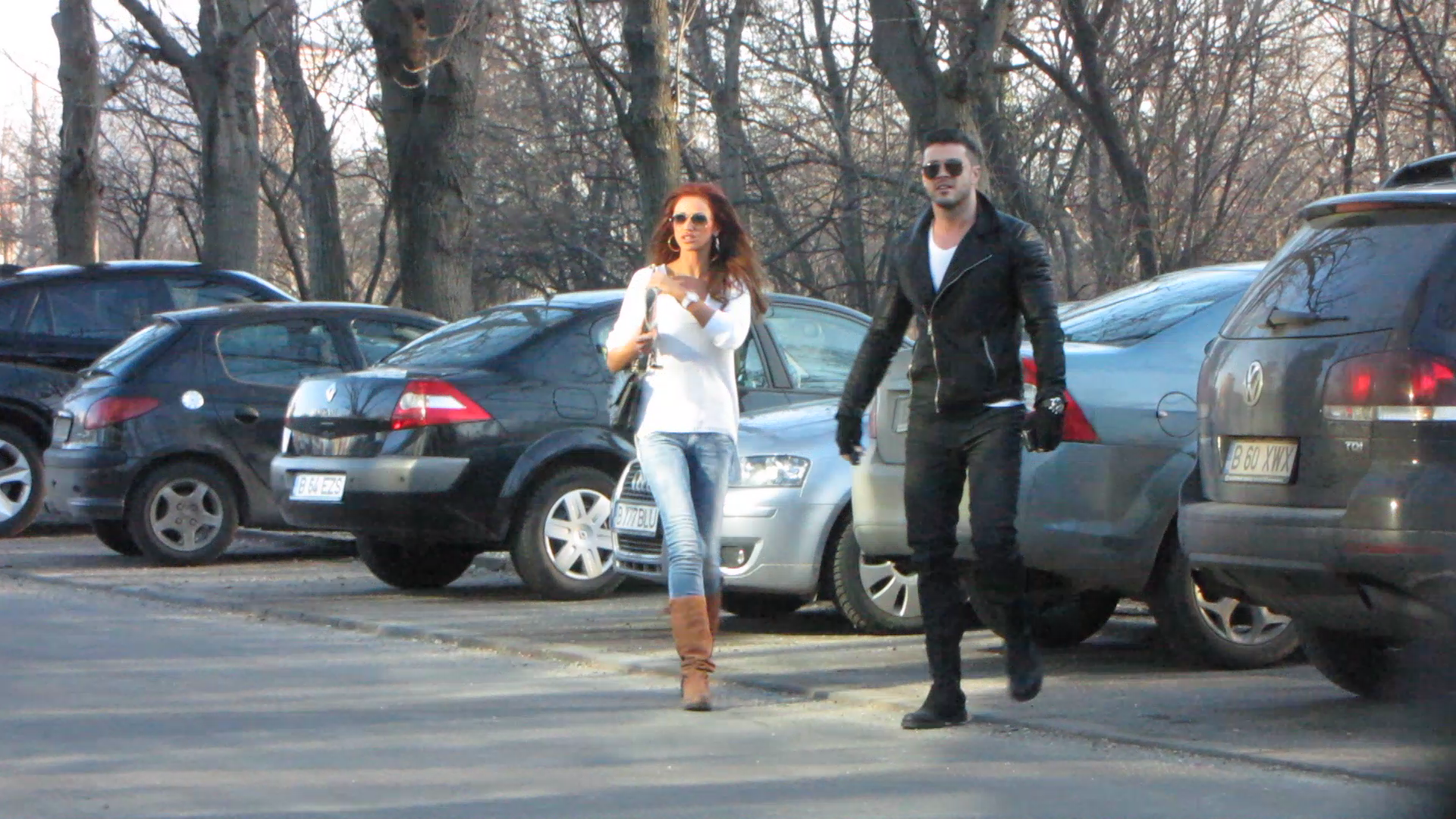 De la magazinul de jucarii, Bianca s-a dus intr-un suflet catre o intalnire. Cu Slav, evident!