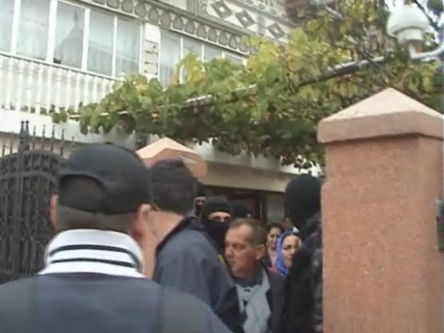 Procurorii l-au retinut pe Valentin Stanescu intr-un dosar de facturi false