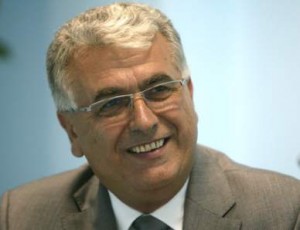 Prof. Dr. Petre Iacob Calistru, directorul spitalului, este cel care a adus-o pe caprioara in tarc, in urma cu sapte ani