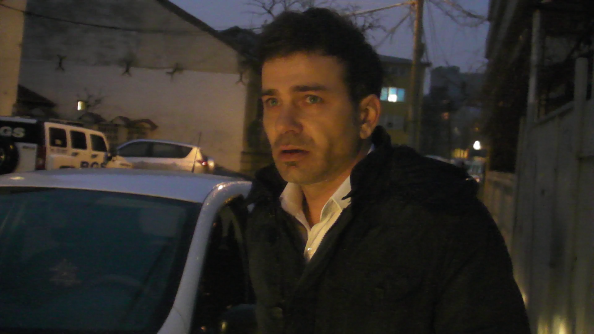 Barbatul care se afla pe scaunul din dreapta al masinii in care a intrat Pamfile s-a intalnit la politie cu aceasta