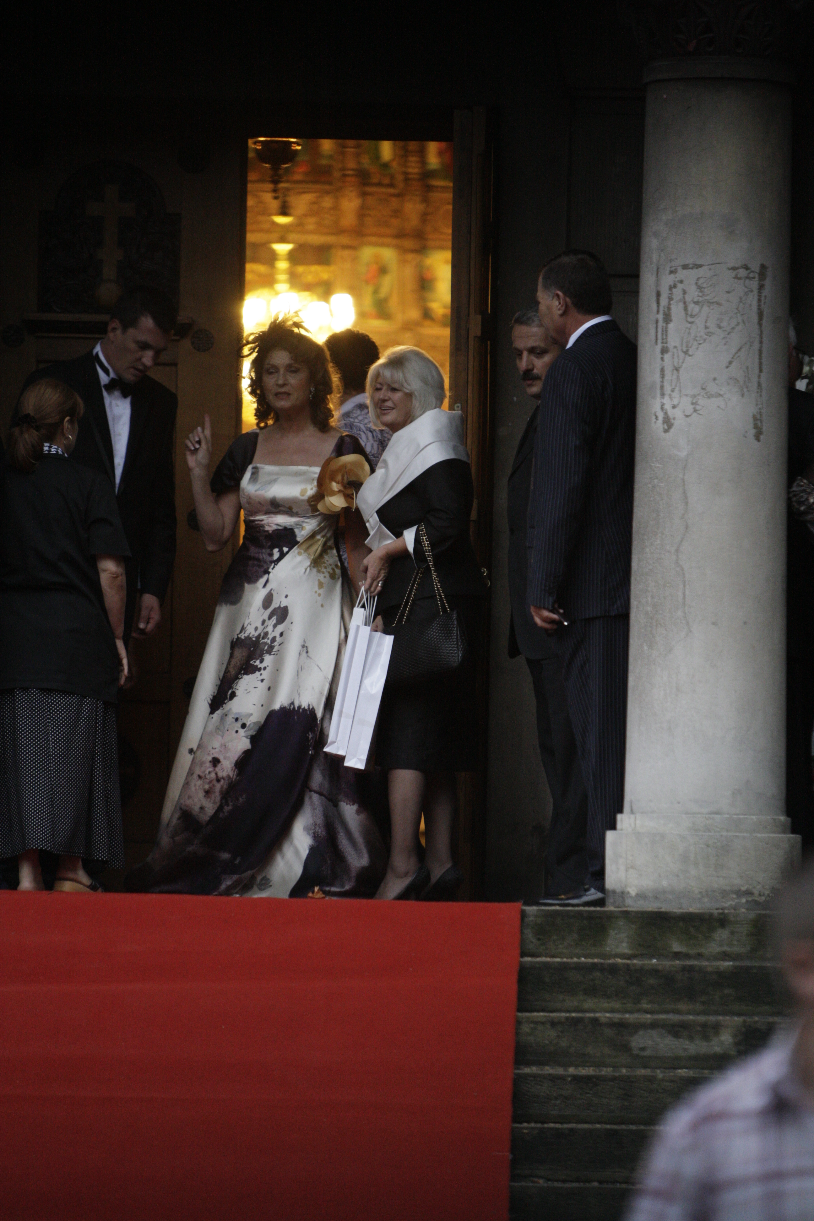 Nasa Angela Similea si soacra mica, Cornelia Cazacu