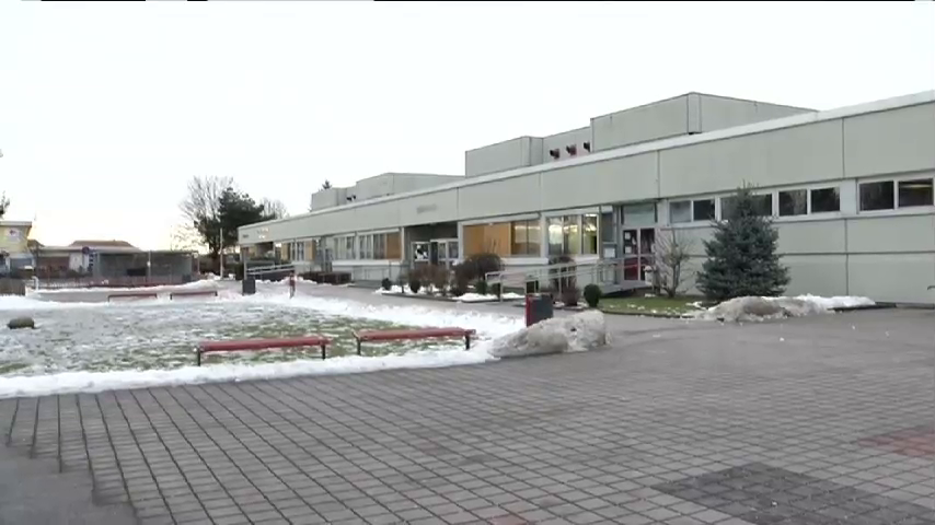 Scoala unde invata fetita sursa foto: lt1.at