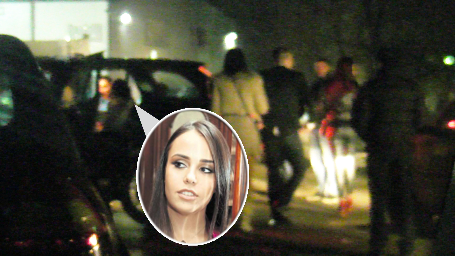 Maria Patriciu a ramas in masina cu prietenul ei, iar amica sa a intrat in club