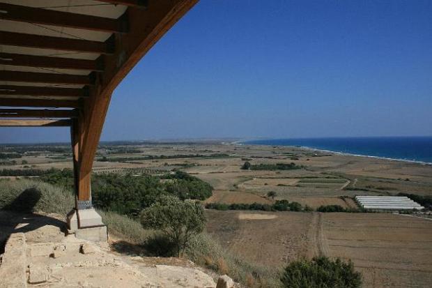 Dan Stoicescu a cumparat doua locuri de veci cu 367.000 de euro pentru el si pentru sotia sa intr-o statiune paradisiaca din Cipru