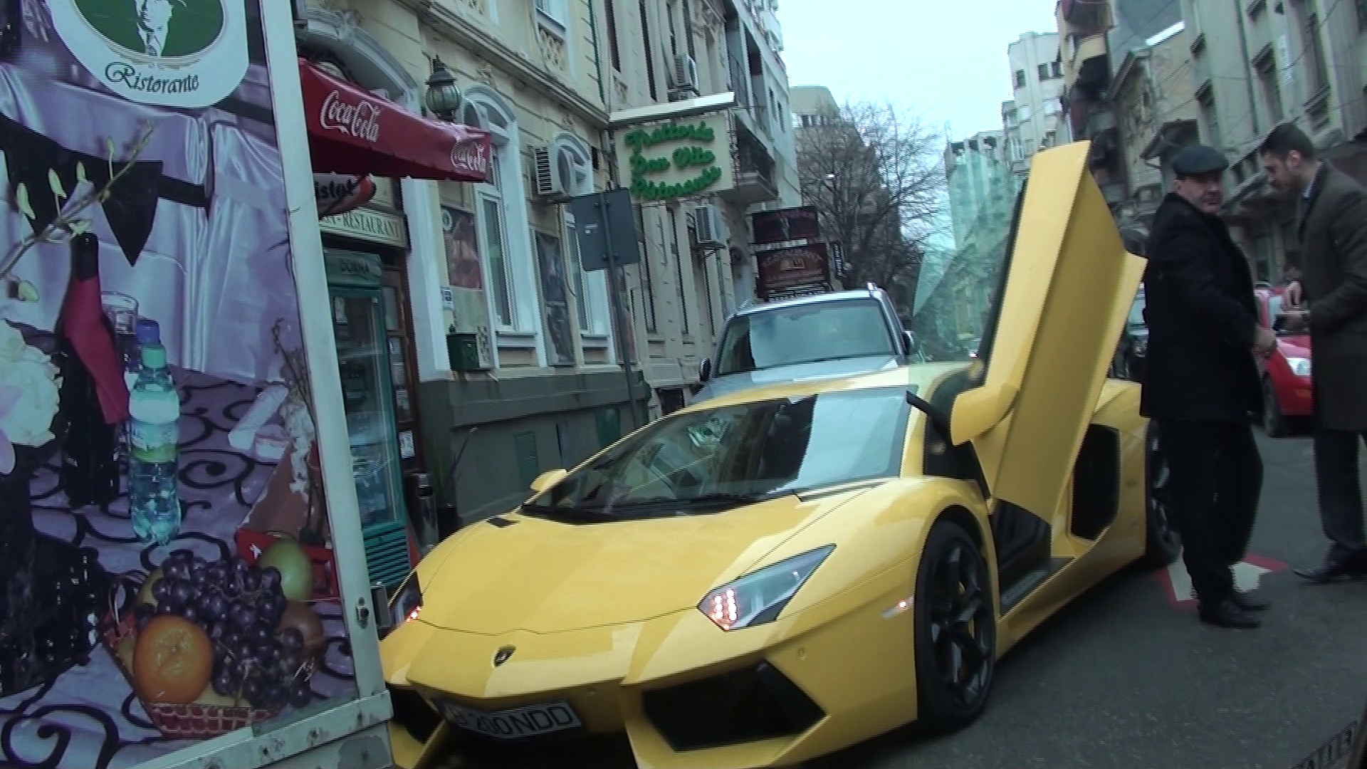 Milionarul a blocat o straduta cu bolidul de jumatate de milion de euro