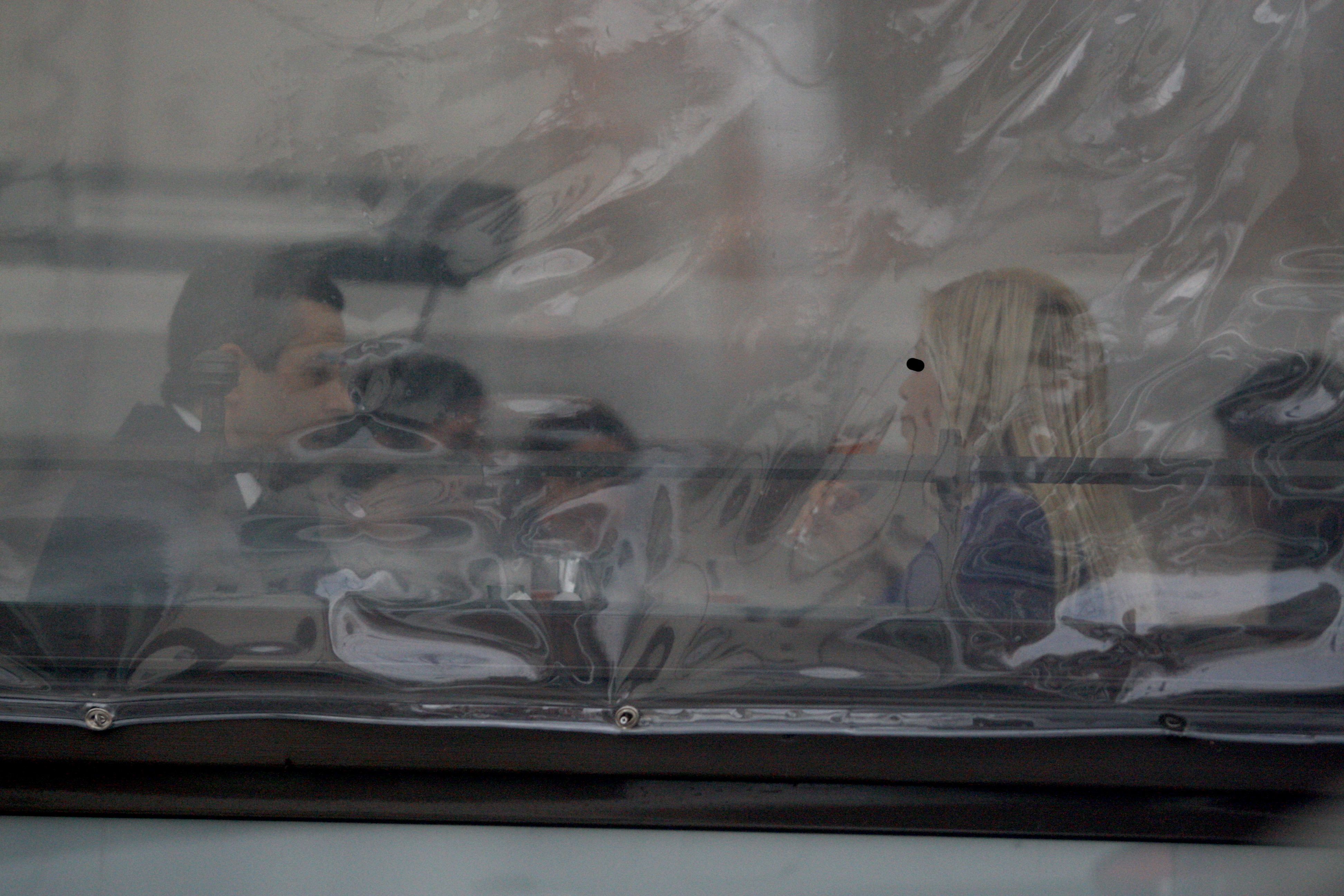 Remus Truica a mers la restaurant insotit de o tanara blonda