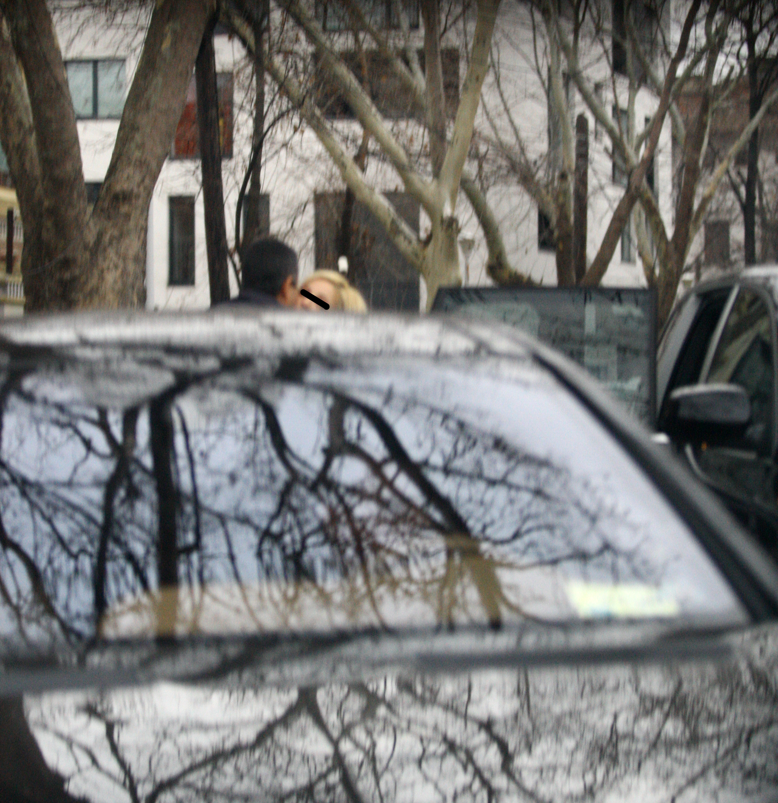 Truica si blonda se pupa