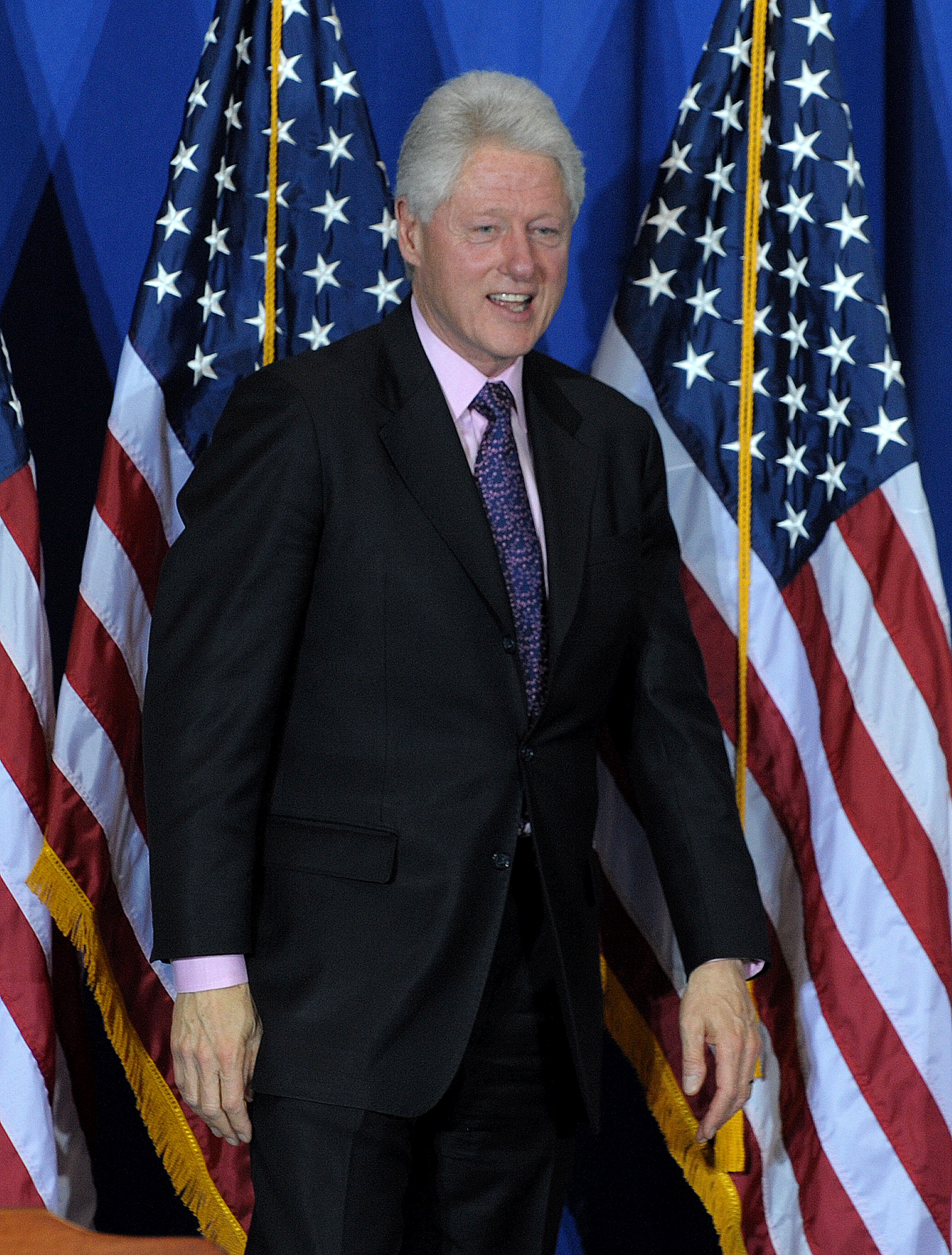 Ionica Minune spune ca a cantat jumatate de ora cu fostul presedinte al SUA, Bill Clinton