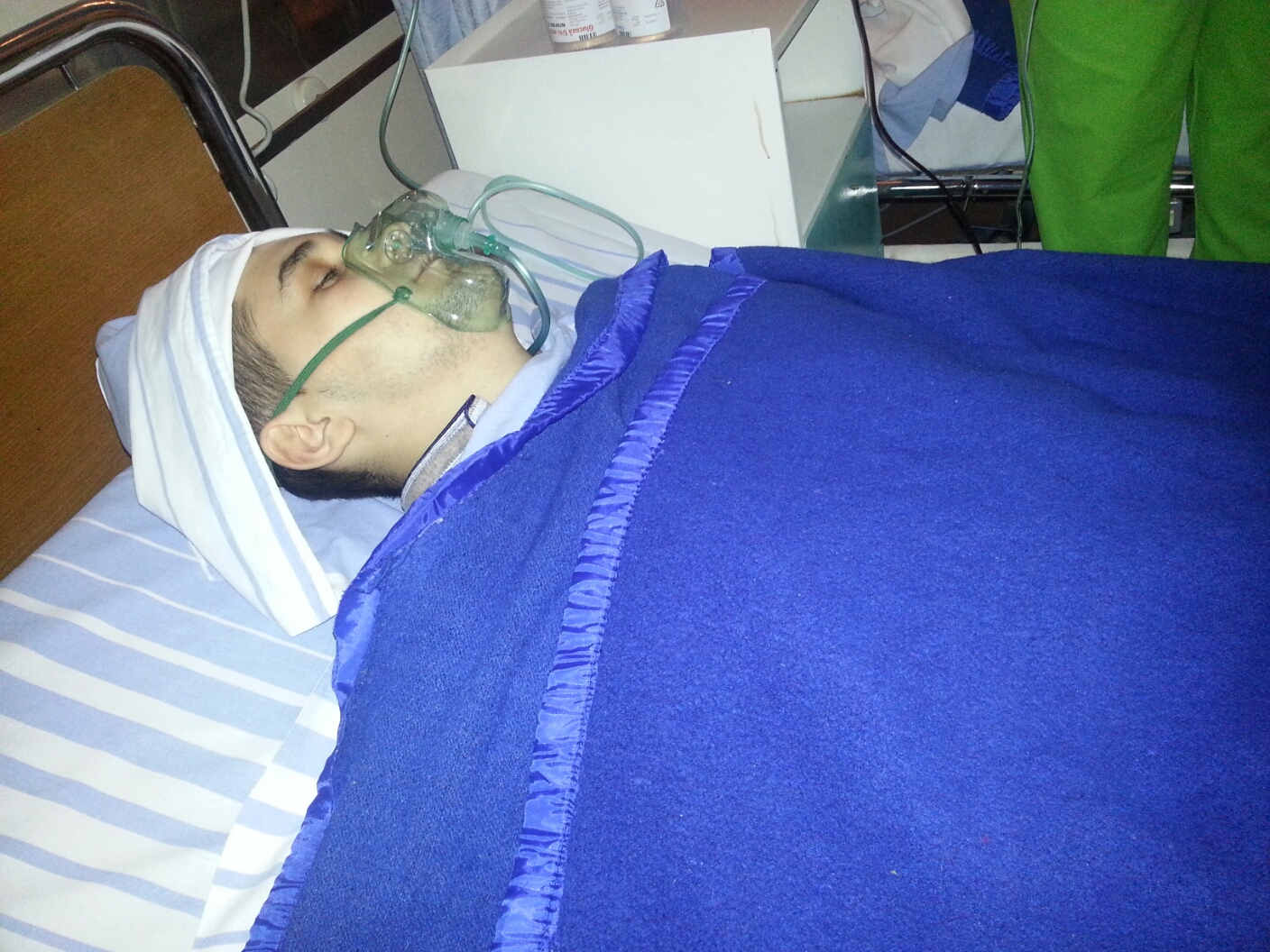 Bogdan, fratele Silvanei, la iesirea din operatie