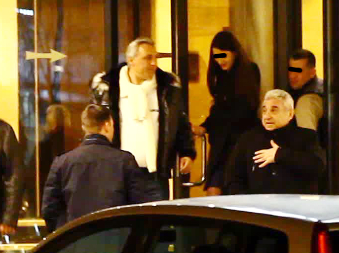 Becali, Stoichkov si bruneta ies din local