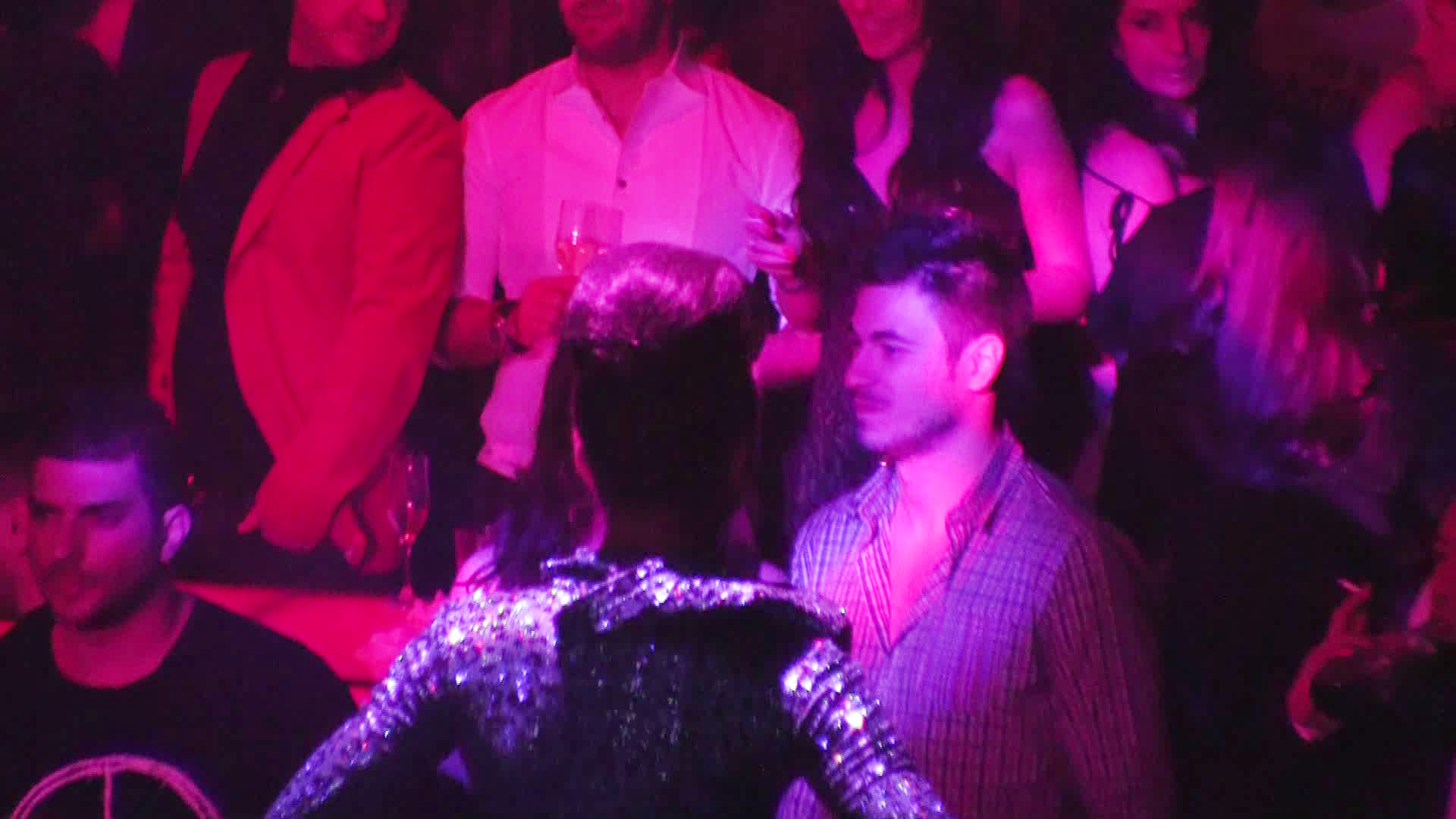 Bruneta l-a cam suparat pe Piturca jr.