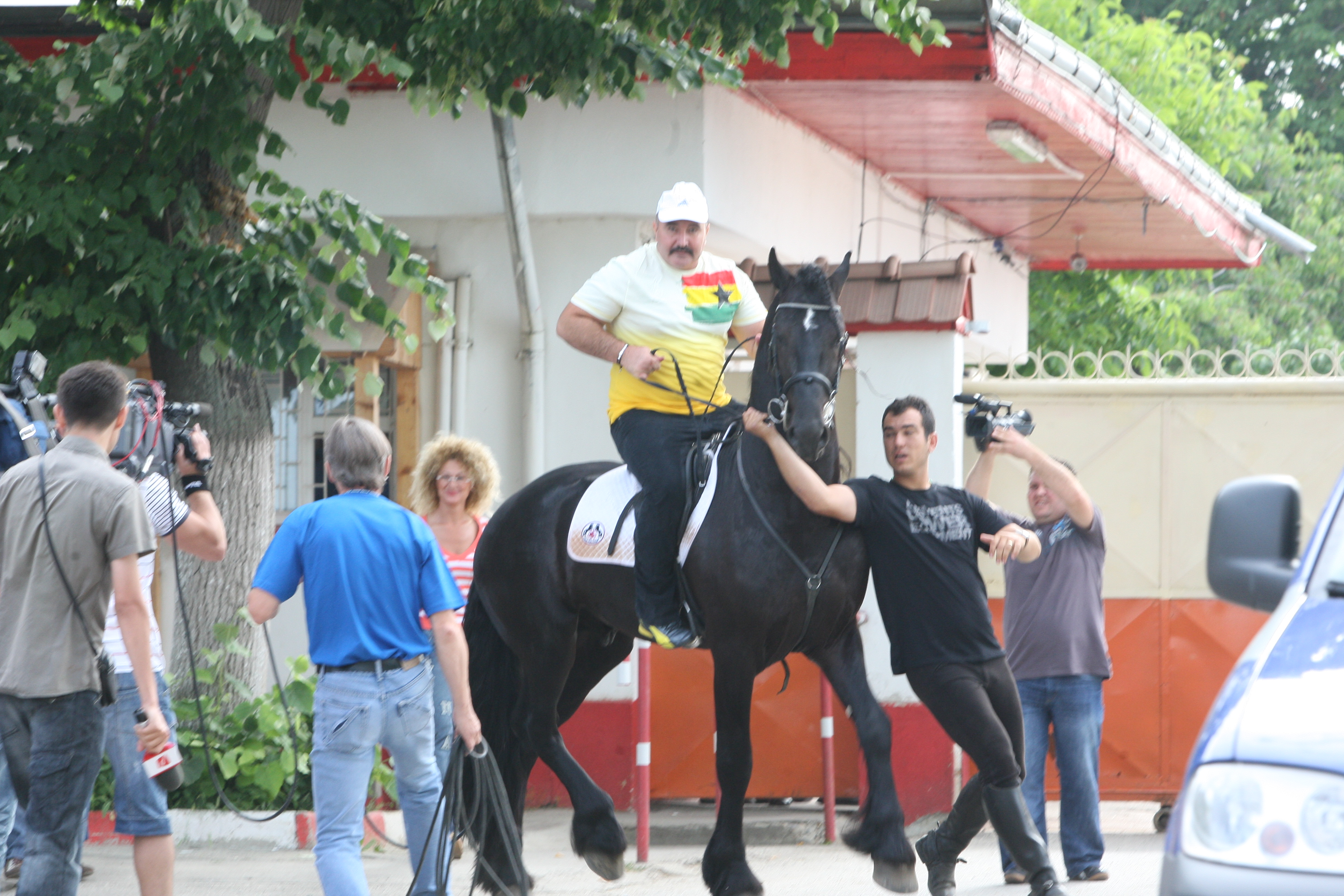 Nutu Camataru a plecat calare in 2010 de la Penitenciarul Jilava