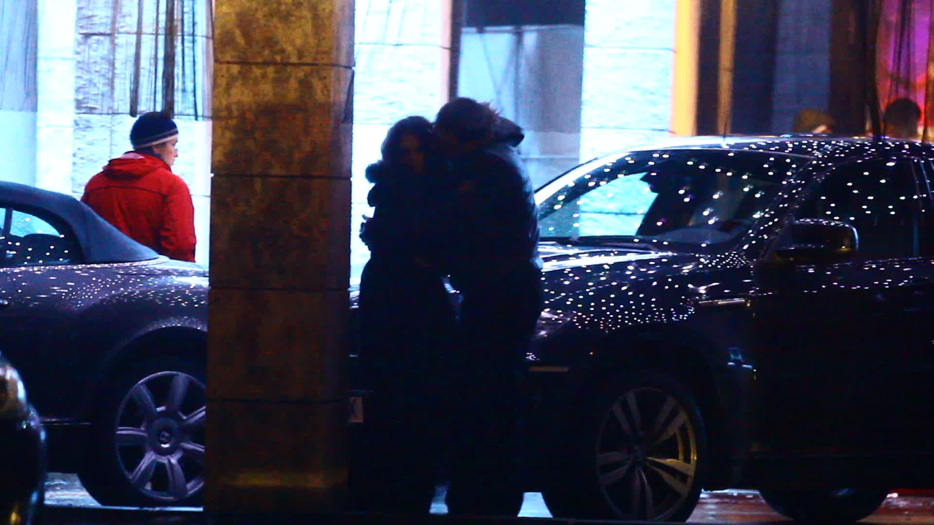 Tanara beata la club