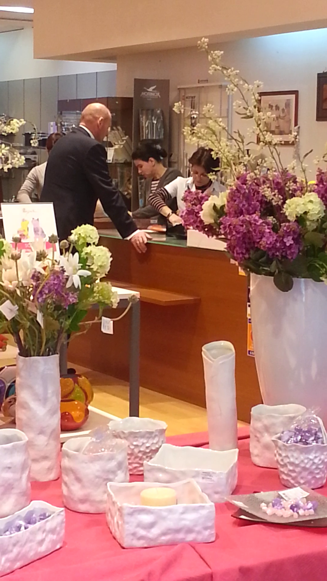 La final, afaceristul a ales un ceas pe care l-a dat la impachetat