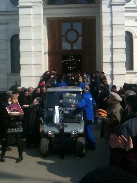 Naarghita a fost inmormantata in urma cu scurt timp