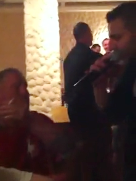 Maharu s-a distrat pe ritmuri de manele